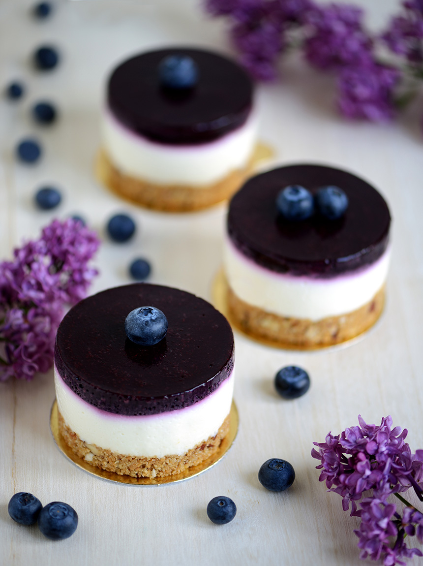 Blueberry Cheesecake Törtchen mit dem weltbesten Knusperkeksboden ...